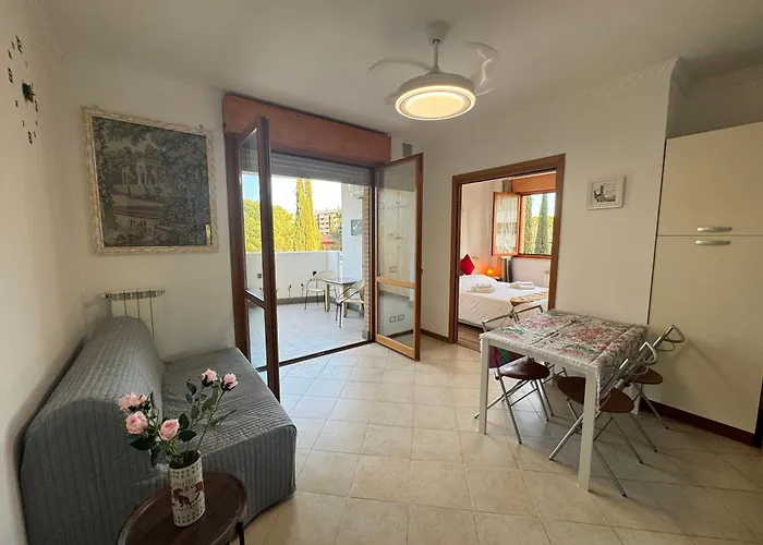 Apartment Flower Garden House *