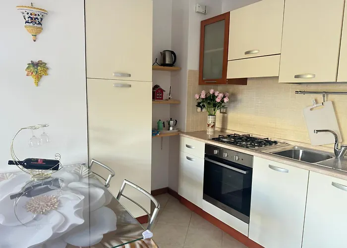 Flower Garden House Apartment